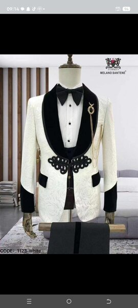 Costume élégant hommes classe