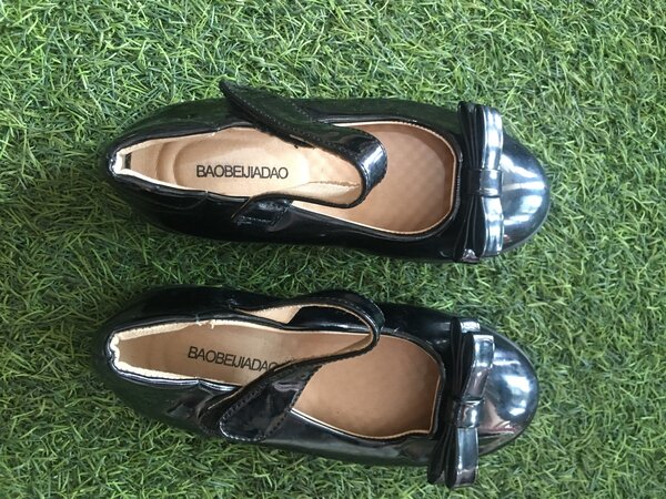 Kids shoes (size 29)