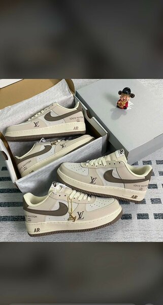 LOUIS VUITTON AIRFORCE 1