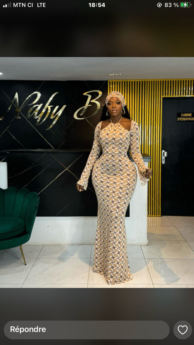 Robe Élégante et Intemporelle