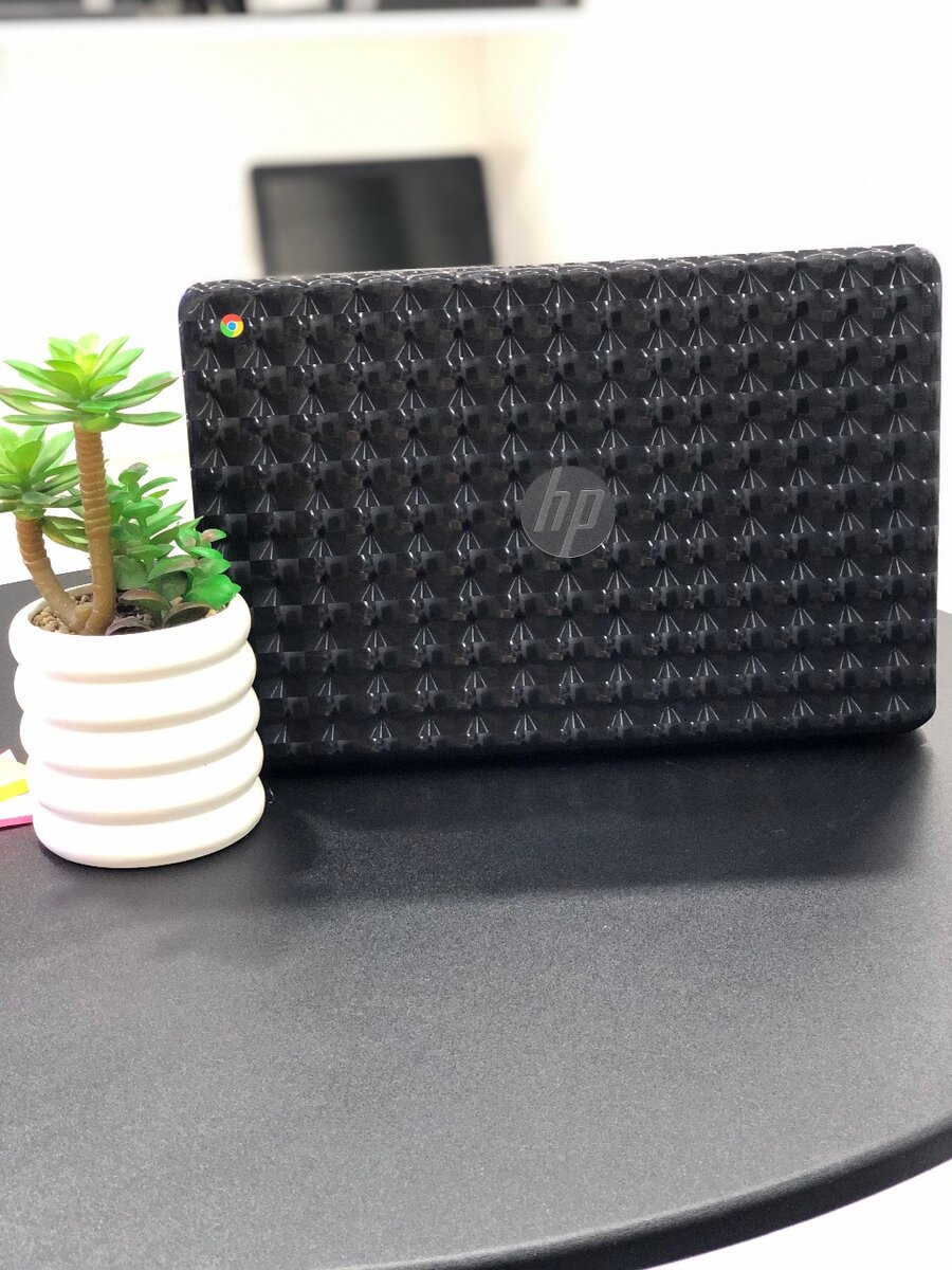 HP Chromebooks 32gb 4gb ram