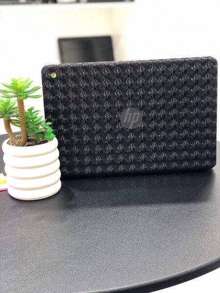 HP Chromebooks 32gb 4gb ram