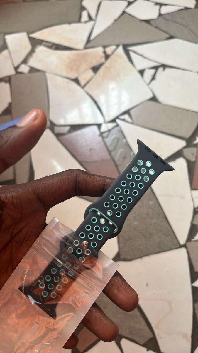 Bracelet perforé pour montres