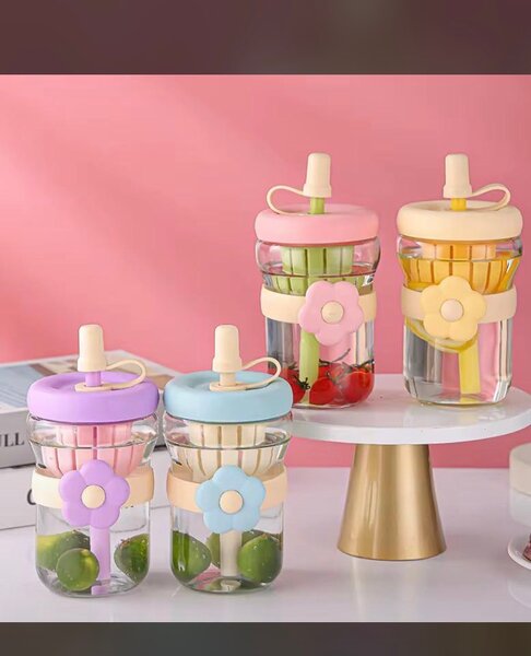 Bouteille en verre fleurs