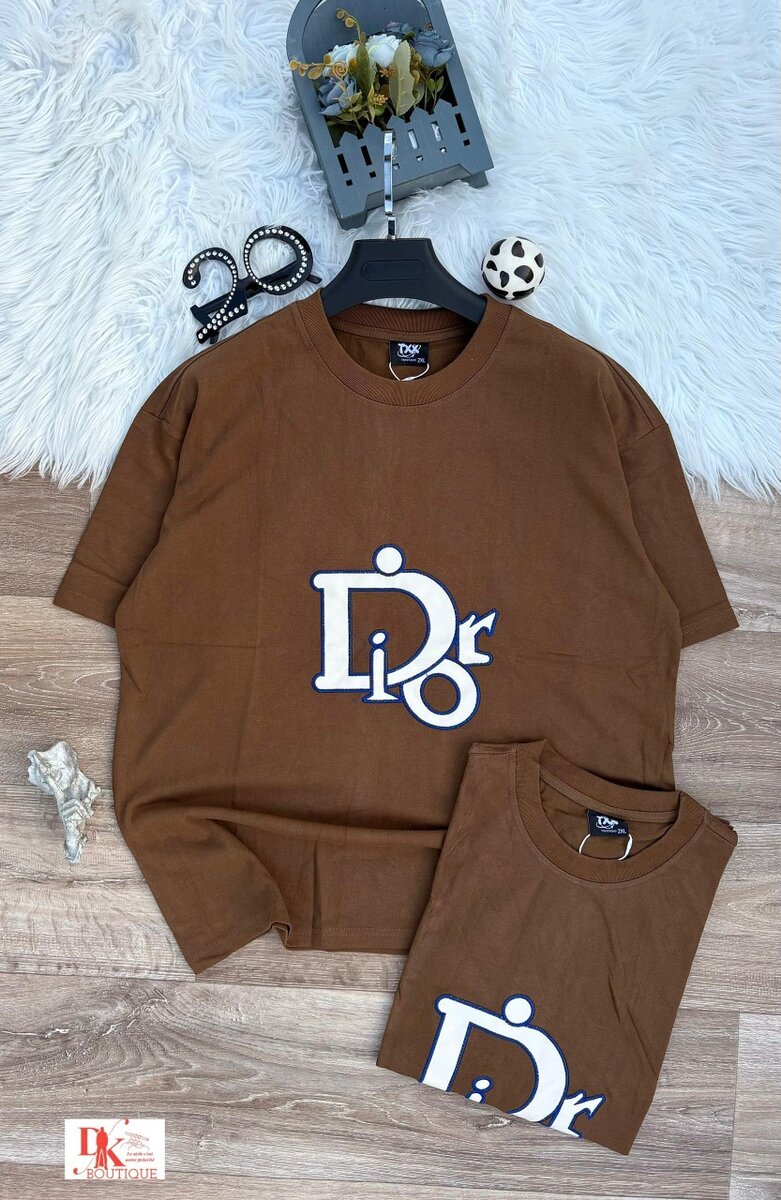 Lot de T-shirts style street art