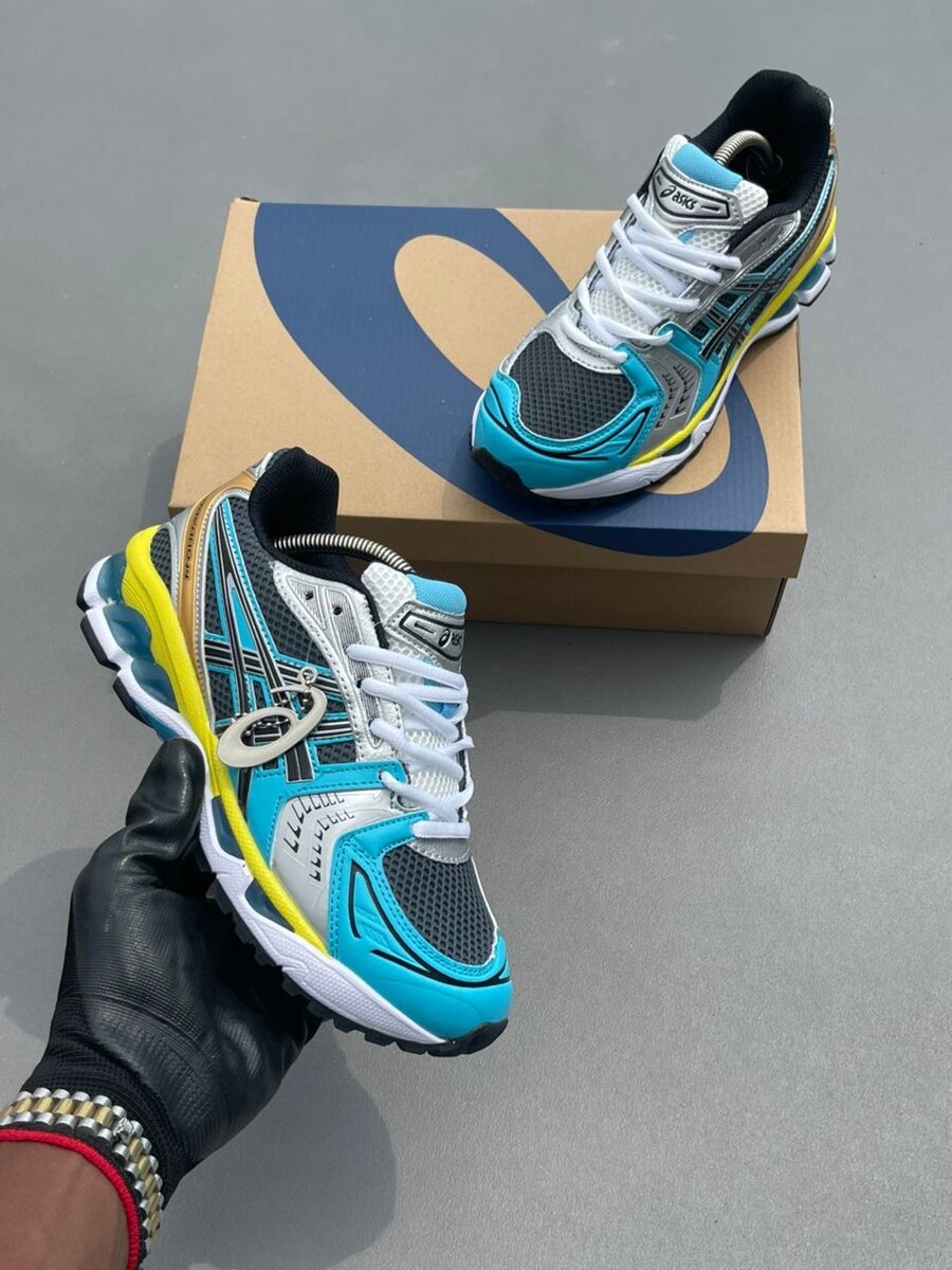Chaussures de running colorées homme