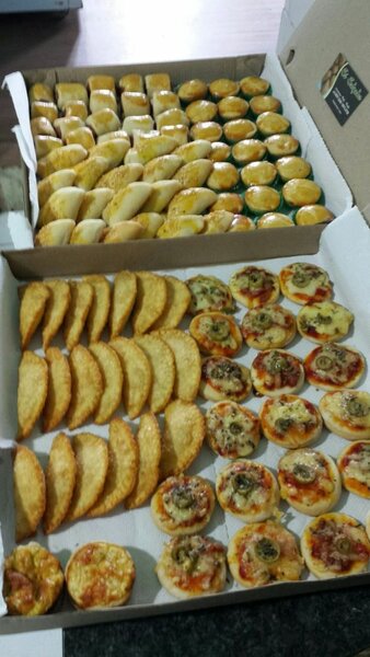 Box de Nini pizza et pastel