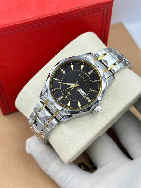 Montre argentée Kimsoun