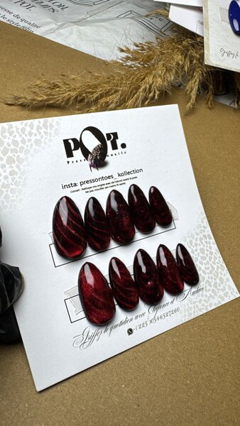 Press on Nails rouges glamour
