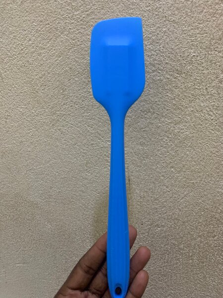 Spatule en silicone bleu
