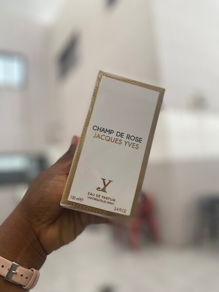 Champs de Rose Jacques Yves