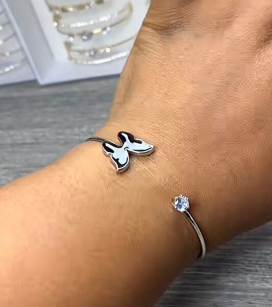 Bracelet élégant en acier