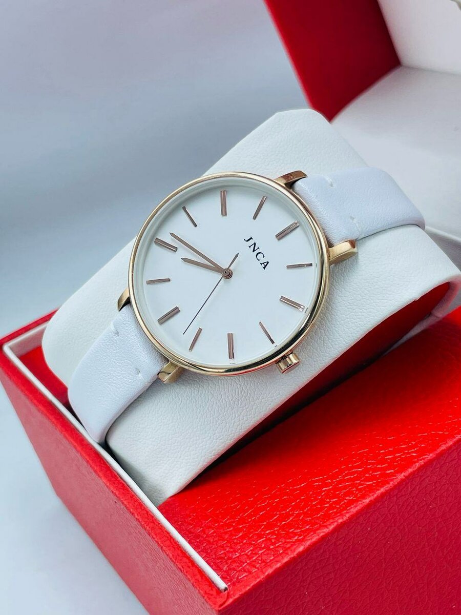 Montre analogique JNCA