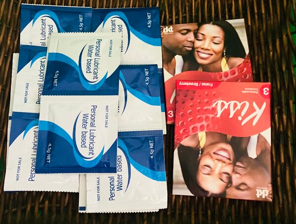 10 lubrifiants + 6 préservatif