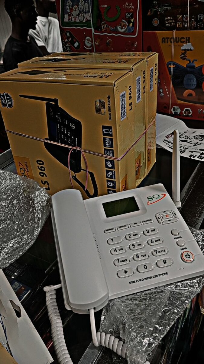 Téléphone fixe sans fil GSM