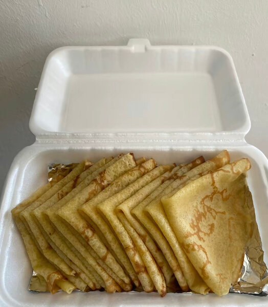 Crêpes nature.  6 a 1000f