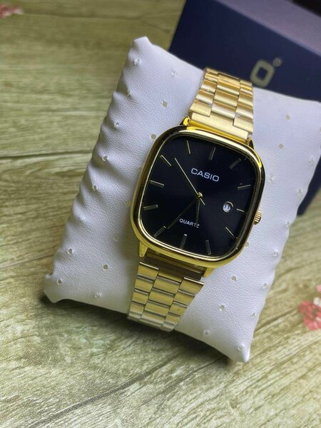 Montre Dorée Classique Casio