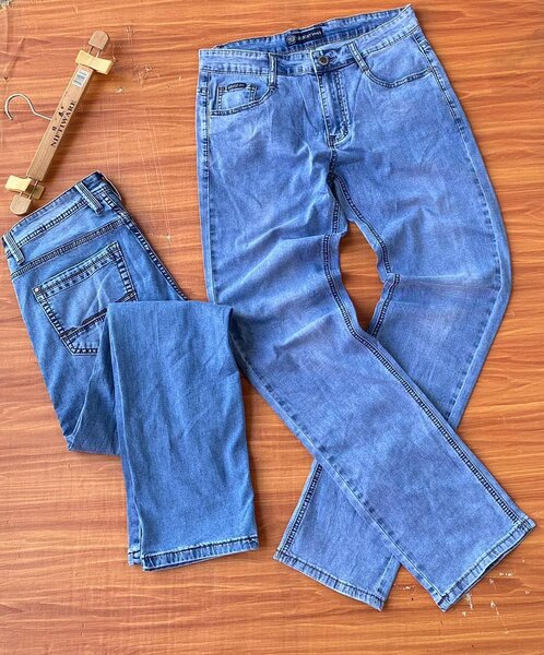 Stock jeans