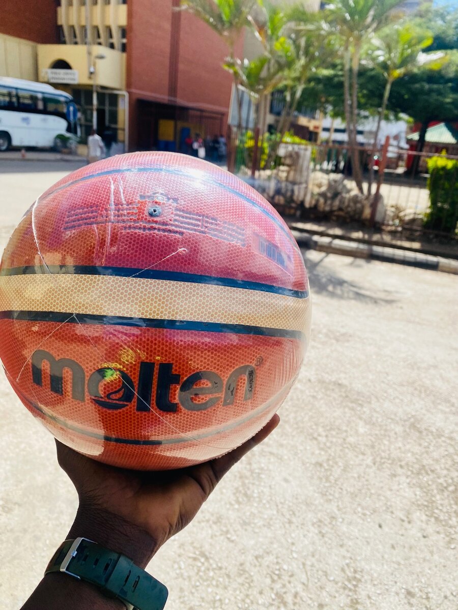 Morten basketball