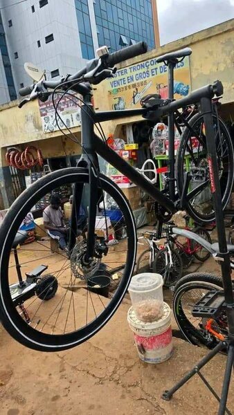 Vélo de ville noir homme