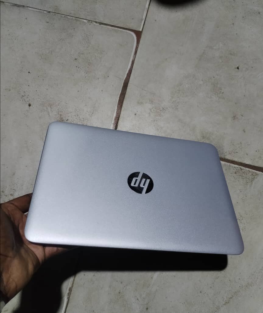 HP EliteBook Puissant i5