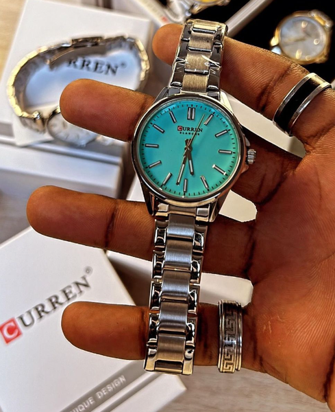 Montres de Luxe Curren argenté avec cadran bleu