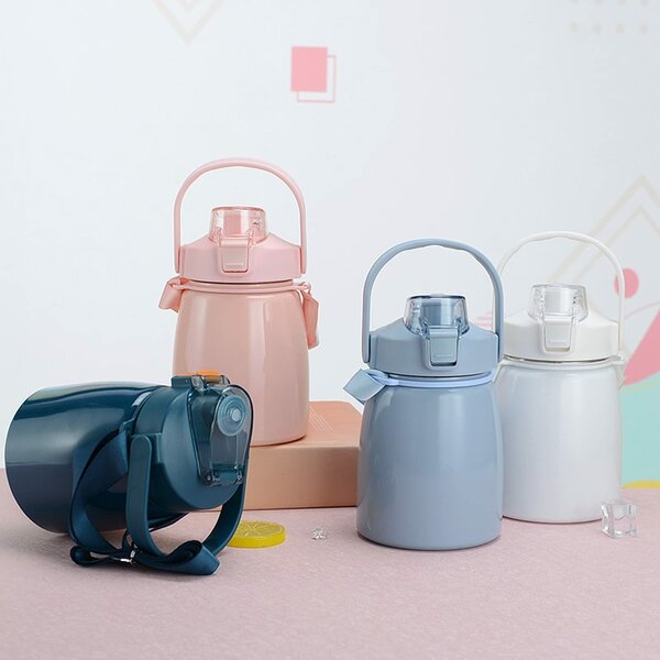 Bouteille Isotherme avec Paille