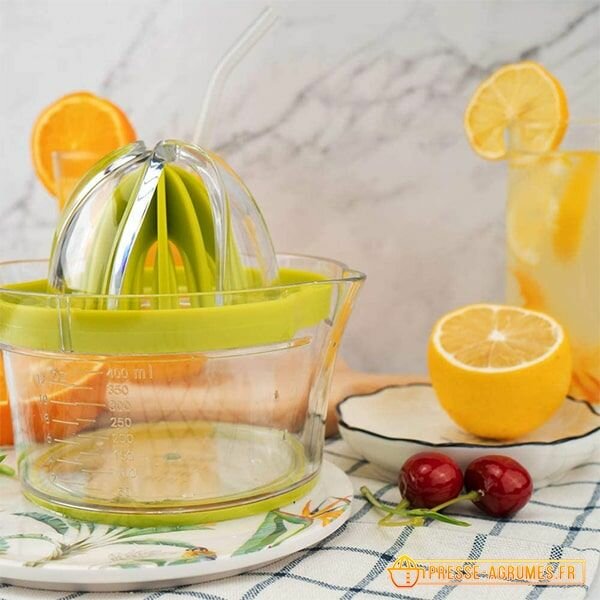 Presse agrumes manuel en verre