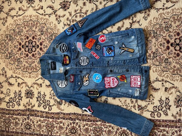 Джинсовая куртка