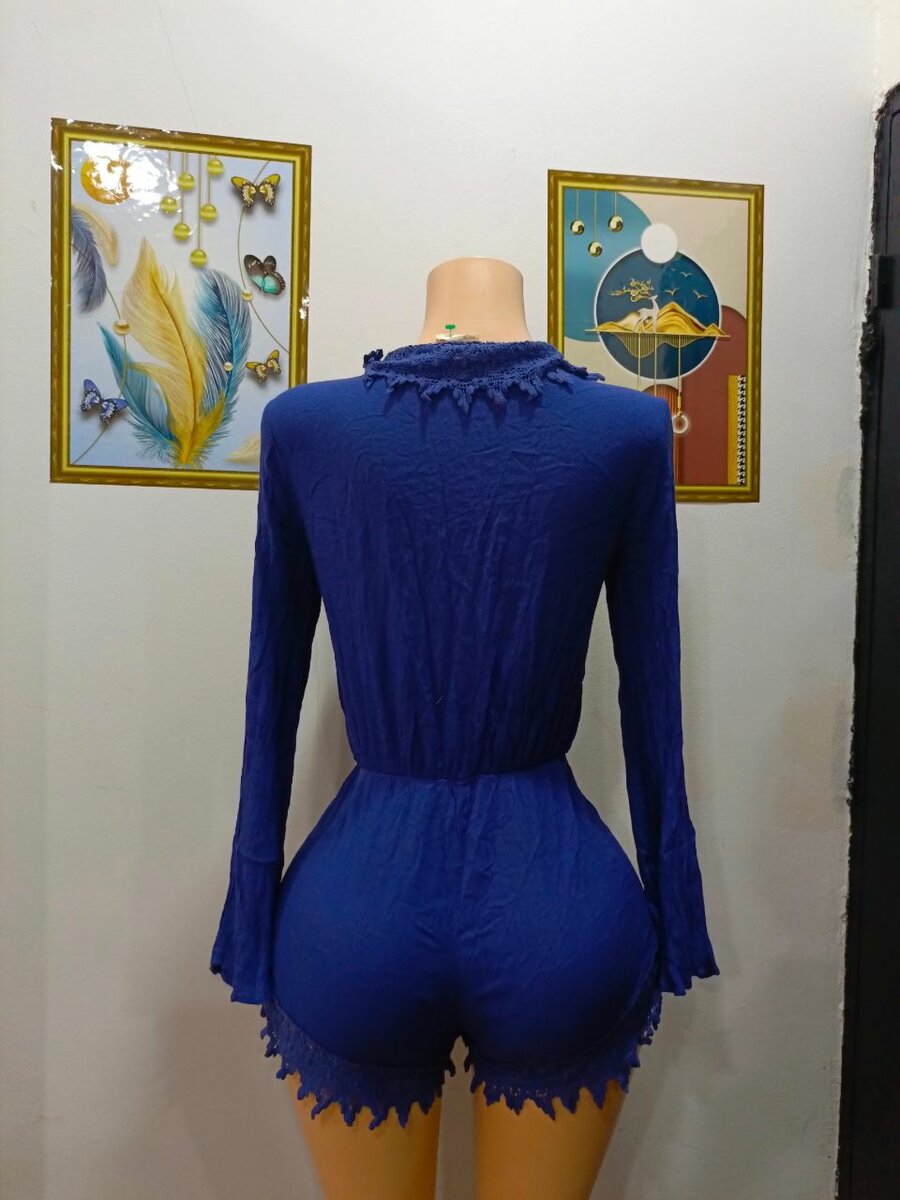 Combinaison élégante en dentelle