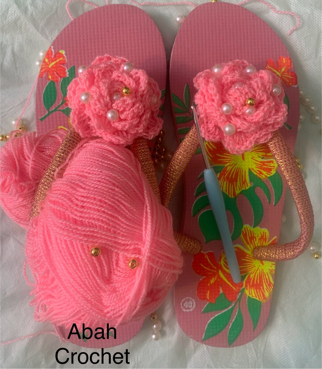 Tongs en crochet avec perles