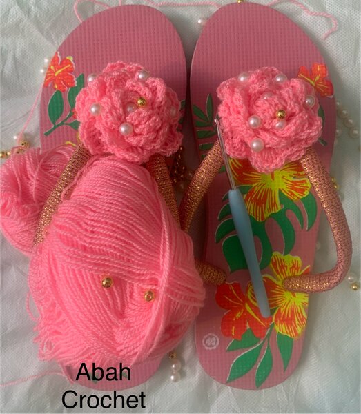 Tongs en crochet avec perles