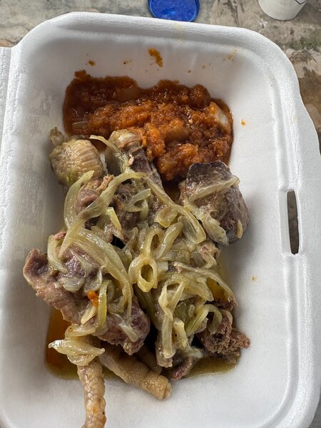 Plat de patte de poulet/gesier