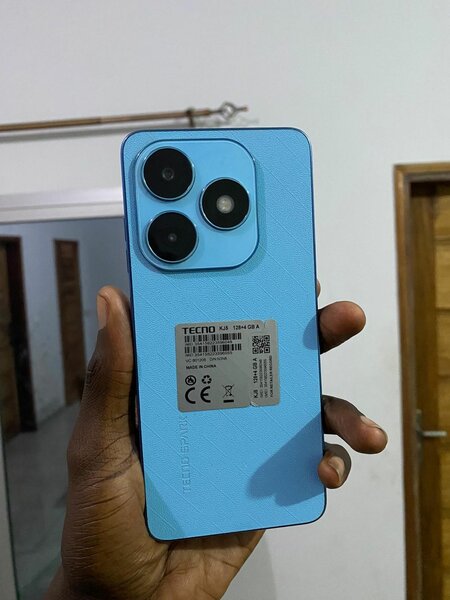 Teckno spark 20 128gb seulement 2 mois d'utilisation