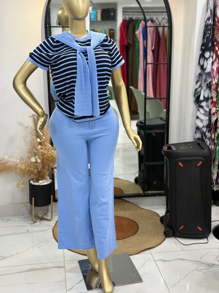 Tenue décontractée à rayures