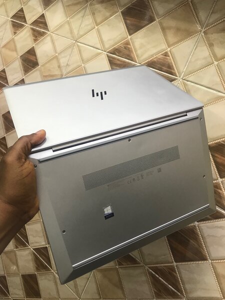 Hp Elitebook 840 G7 core i5 10th Gen