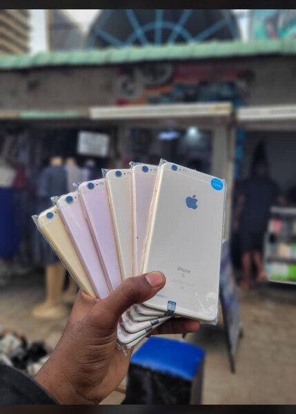 iPhone 6plus 64GB FULLY FUNCTIONING