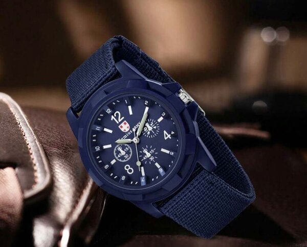 Montre Homme NAVY Lumineuse
