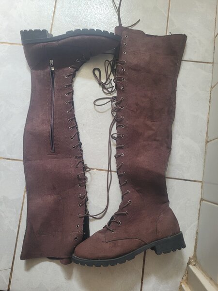 Thigh high brown boots size 6