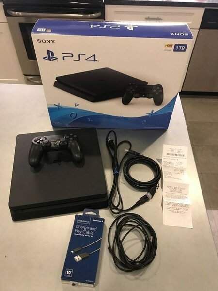 Ps  4 fresh in box