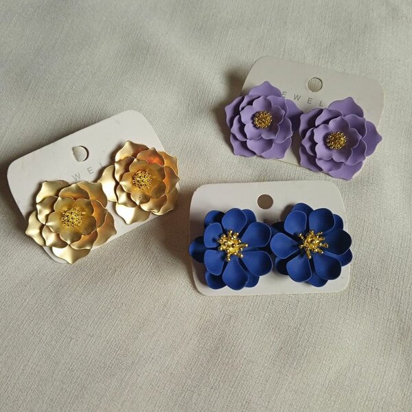 Floral earrings