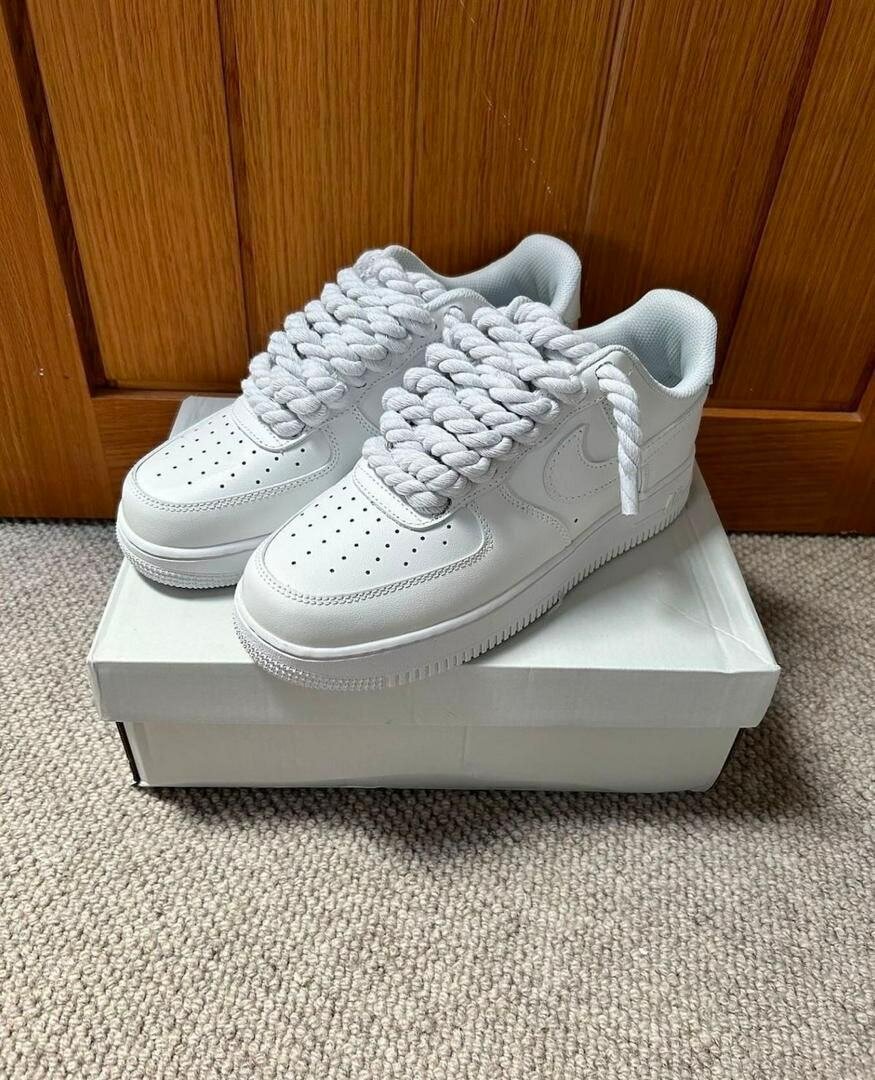Airforce 1 big lace