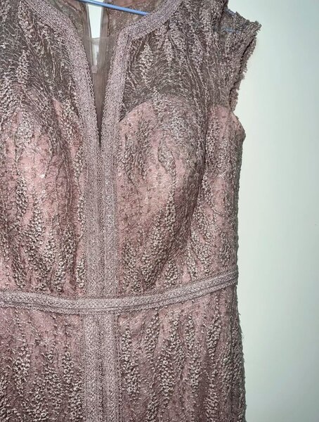 Платья вечернее