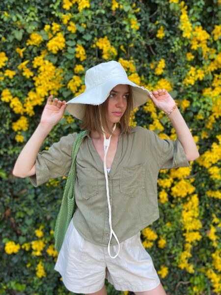 Панама с широкими полями