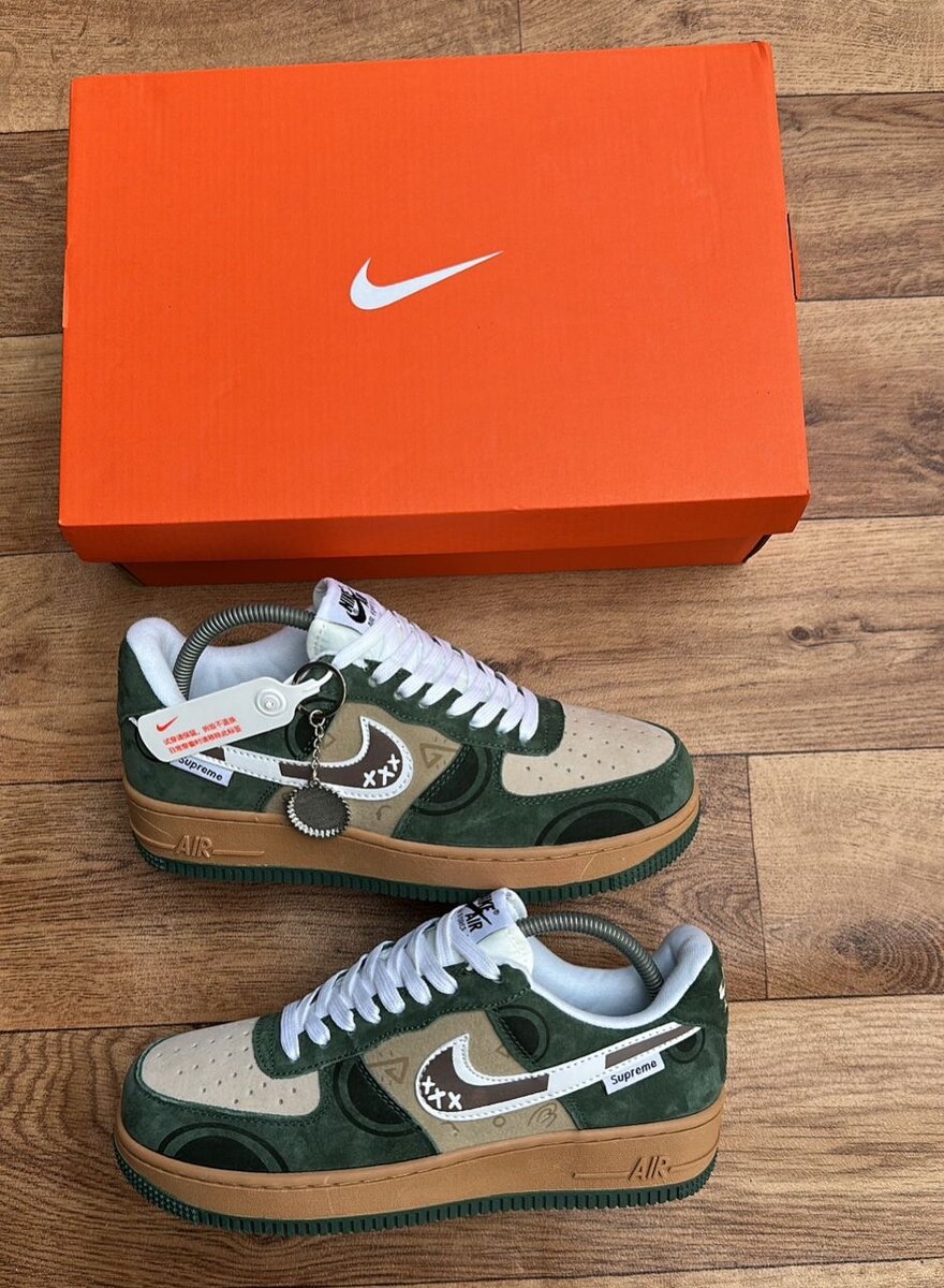 Chaussures Nike Air Force 1 en vert