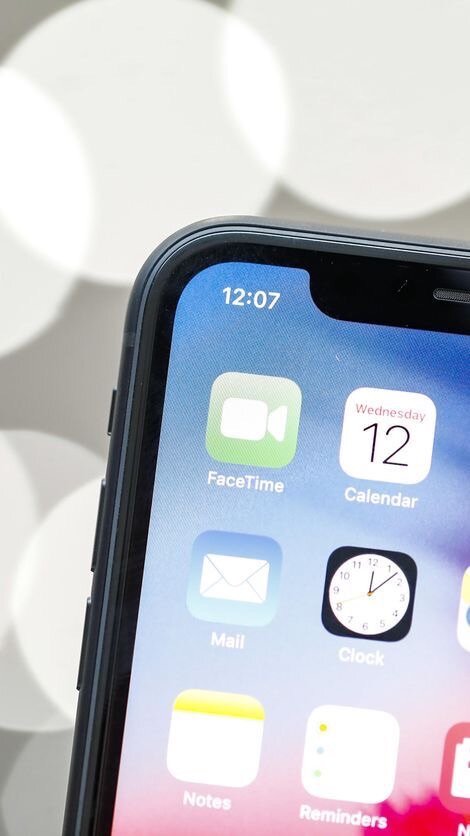 PRE OWNED IPHONES XR