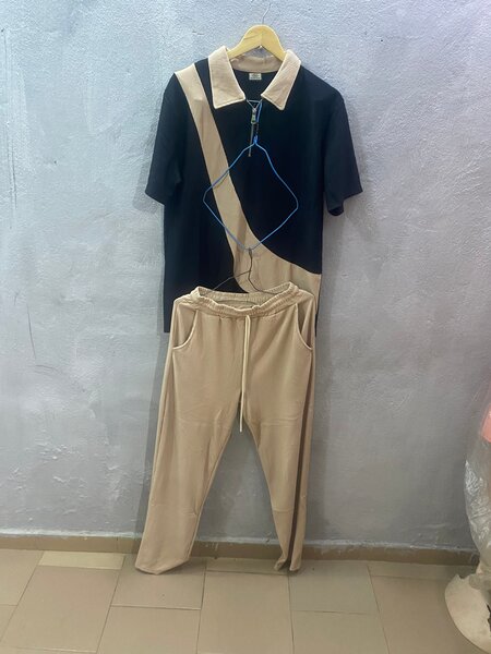 Ensemble de survêtement style sport