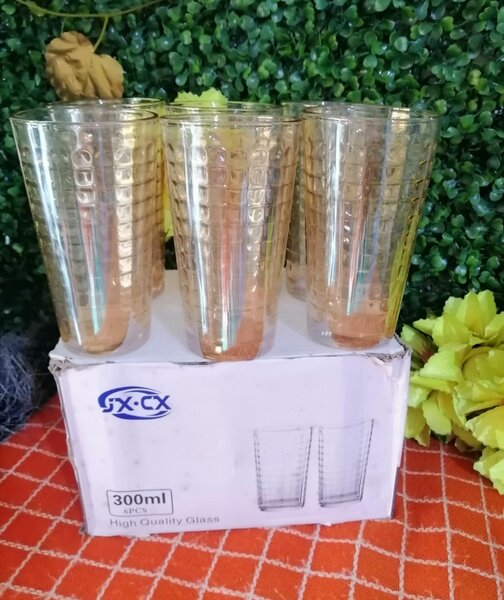 6 long verres dorés