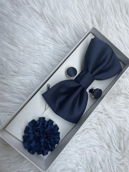 Nœud papillon avec boutons