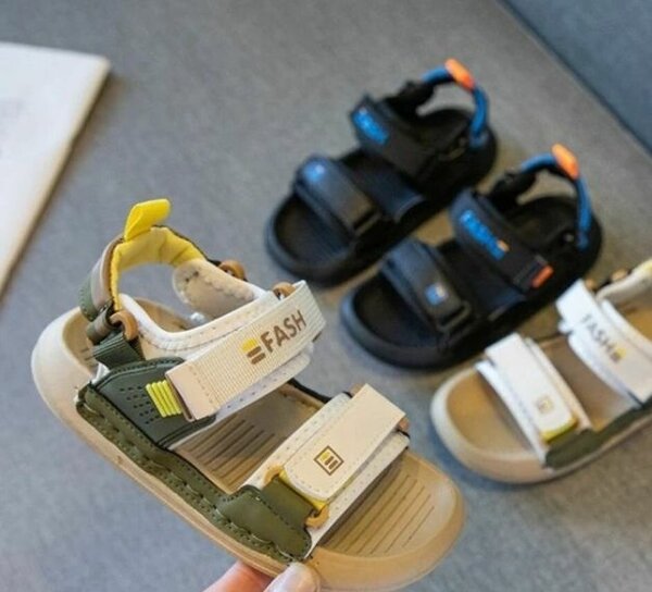 Sandales multicolores pour enfants